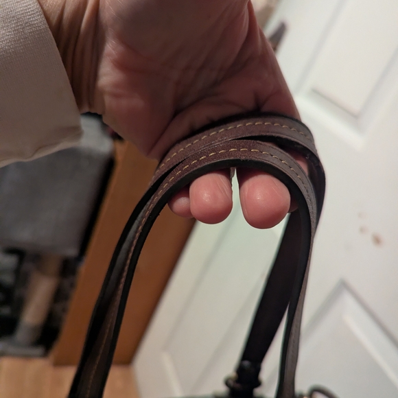 Dooney & Bourke Black Leather Tote Bag - Picture 3 of 9